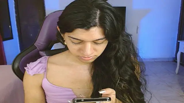 Snapshot of engielphoenis14 chatting on February 3, 2026, 10:59 pm engielphoenis14 online show from February 3, 2026, 10:59 pm