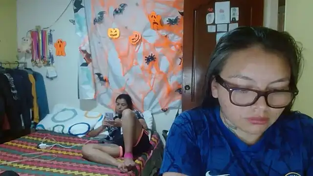 clayre and jill online show from October 28, 2025, 7:16 pm