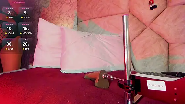 amatista  smith online show from November 30, 2025, 5:50 pm