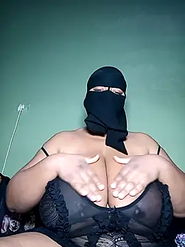 Snapshot of Loly_mor chatting on January 23, 2025, 9:08 am Loly mor online show from January 23, 2025, 9:08 am