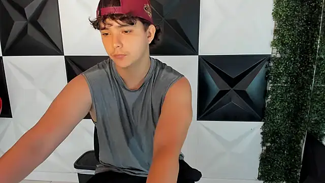 Snapshot of Dani_cumboy chatting on October 24, 2025, 2:46 pm Dani cumboy online show from October 24, 2025, 2:46 pm