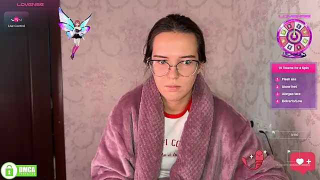 Snapshot of the_princese chatting on November 3, 2025, 10:49 am the princese online show from November 3, 2025, 10:49 am