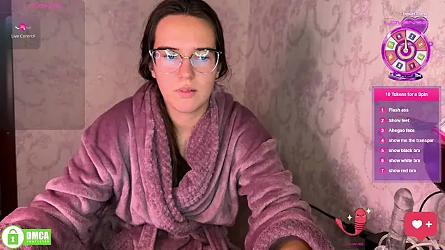 Snapshot of the_princese chatting on November 17, 2025, 11:38 am the princese online show from November 17, 2025, 11:38 am