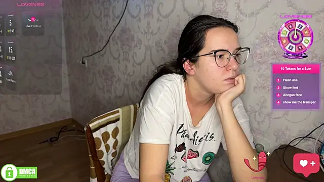 Snapshot of the_princese chatting on November 30, 2025, 5:17 pm the princese online show from November 30, 2025, 5:17 pm