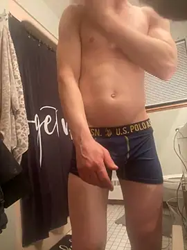 Lilsmokeshow017 online show from February 17, 2025, 5:14 am