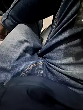 villagb12 online show from February 11, 2025, 7:44 am