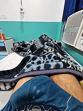 villagb12 online show from December 17, 2025, 5:19 pm