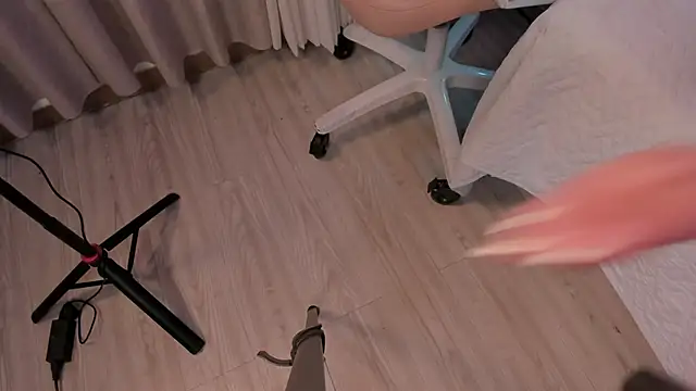 barbara cambels online show from February 18, 2026, 7:10 pm