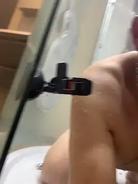 Snapshot of Bigtoyaddict chatting on October 26, 2025, 4:40 am Bigtoyaddict online show from October 26, 2025, 4:40 am