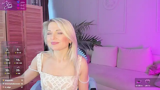 Gloria Lovely online show from February 21, 2025, 1:55 pm