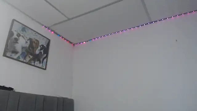 Snapshot of BrittanyDiaz chatting on October 21, 2025, 8:20 pm BrittanyDiaz online show from October 21, 2025, 8:20 pm