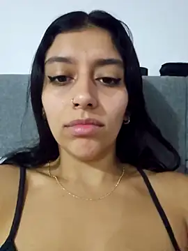 Snapshot of BrittanyDiaz chatting on November 10, 2025, 2:16 pm BrittanyDiaz online show from November 10, 2025, 2:16 pm