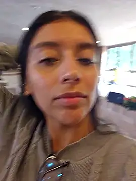 Snapshot of BrittanyDiaz chatting on November 26, 2025, 2:51 pm BrittanyDiaz online show from November 26, 2025, 2:51 pm