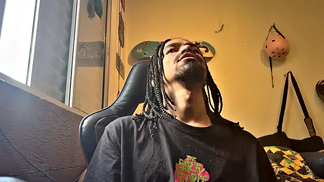 hotcamboy420 online show from February 6, 2025, 4:14 pm