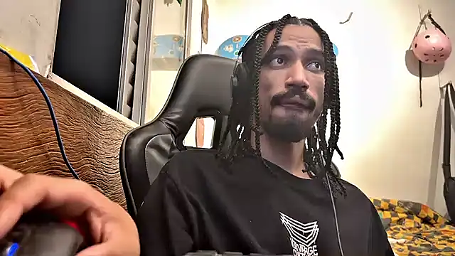 hotcamboy420 online show from February 8, 2025, 6:12 am