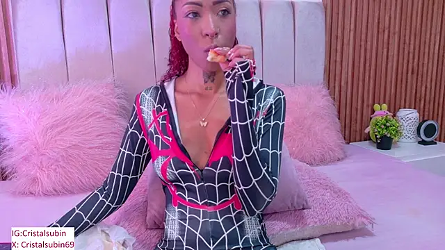 cristal subin69 online show from February 13, 2026, 2:57 pm