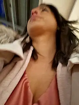 Snapshot of LydiaMaus96 chatting on January 7, 2026, 3:47 pm LydiaMaus96 online show from January 7, 2026, 3:47 pm