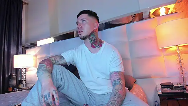 Adam tatto online show from October 3, 2025, 1:57 am