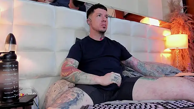 Adam tatto online show from December 14, 2025, 2:28 am