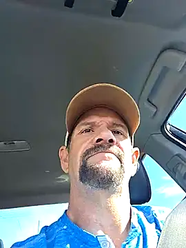 Snapshot of allenspuninfla chatting on October 18, 2025, 2:40 pm allenspuninfla online show from October 18, 2025, 2:40 pm