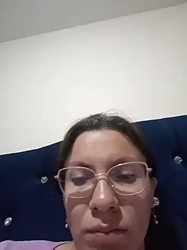 Snapshot of karlamorris_ chatting on October 27, 2025, 1:53 am karlamorris online show from October 27, 2025, 1:53 am