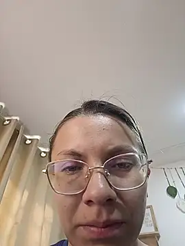 Snapshot of karlamorris_ chatting on November 25, 2025, 2:17 pm karlamorris online show from November 25, 2025, 2:17 pm