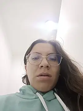 Snapshot of karlamorris_ chatting on November 28, 2025, 2:42 pm karlamorris online show from November 28, 2025, 2:42 pm