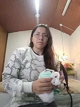 Snapshot of karlamorris_ chatting on December 2, 2025, 1:17 pm karlamorris online show from December 2, 2025, 1:17 pm