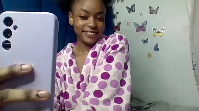 Snapshot of _crystal_princesss chatting on January 17, 2025, 11:40 pm crystal princesss online show from January 17, 2025, 11:40 pm