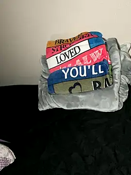 Houstonslong1 online show from November 24, 2025, 11:32 am