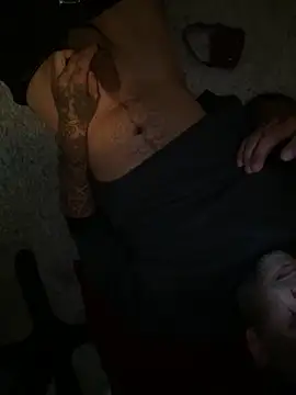 Houstonslong1 online show from December 3, 2025, 8:40 pm