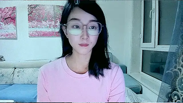 Snapshot of NIAN-er chatting on December 2, 2025, 1:28 pm NIAN-er online show from December 2, 2025, 1:28 pm