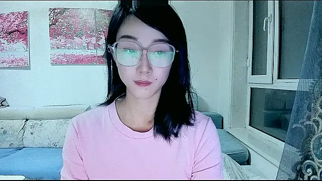 Snapshot of NIAN-er chatting on December 14, 2025, 1:38 pm NIAN-er online show from December 14, 2025, 1:38 pm