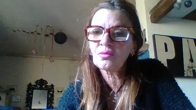 gildamilf online show from March 19, 2026, 3:05 pm