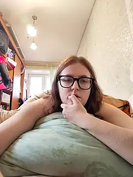 DesireMelissa online show from November 25, 2025, 12:05 pm