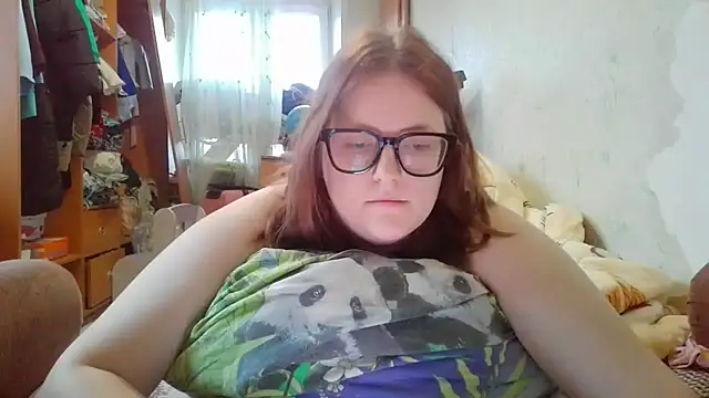 DesireMelissa online show from December 17, 2025, 9:04 am