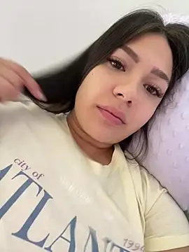 Snapshot of Latina_vanessa chatting on March 9, 2026, 4:33 pm Latina vanessa online show from March 9, 2026, 4:33 pm