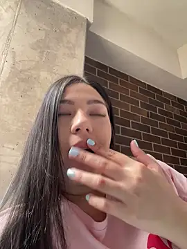 Snapshot of Latina_vanessa chatting on March 26, 2026, 1:49 pm Latina vanessa online show from March 26, 2026, 1:49 pm