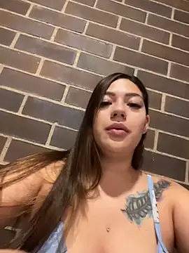 Snapshot of Latina_vanessa chatting on June 16, 2026, 1:30 am Latina vanessa online show from June 16, 2026, 1:30 am