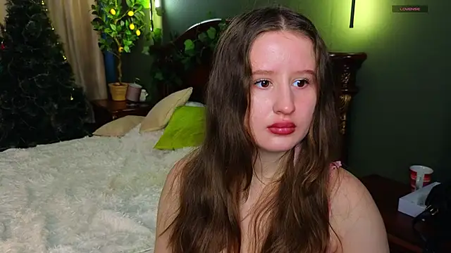 SquirtBabee online show from February 19, 2026, 2:02 pm