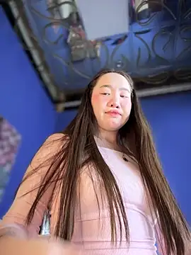 Asianpie  online show from December 2, 2025, 12:16 am