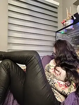 CamilleDesire online show from November 29, 2025, 4:43 pm