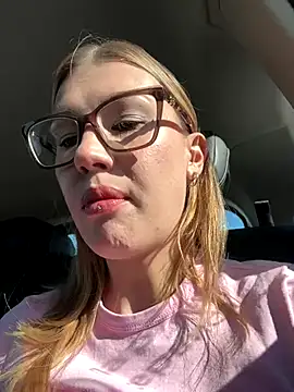 RinaCat online show from September 27, 2025, 5:12 am