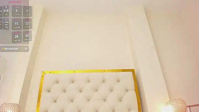 Donnapaul online show from December 17, 2025, 11:38 am