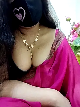 Snapshot of Ameera19 chatting on February 8, 2025, 9:15 pm Ameera19 online show from February 8, 2025, 9:15 pm