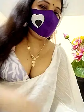 Snapshot of Ameera19 chatting on March 16, 2025, 7:06 pm Ameera19 online show from March 16, 2025, 7:06 pm