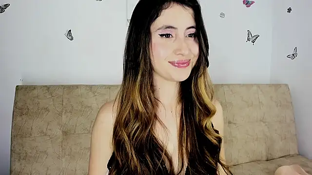 Nicol Swift  online show from December 7, 2024, 6:10 am