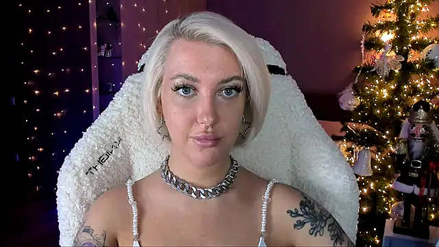 tykioty Miley online show from December 21, 2024, 12:27 pm