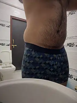 Snapshot of mrtoy121 chatting on December 24, 2024, 9:50 am mrtoy121 online show from December 24, 2024, 9:50 am