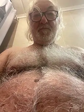 EroticVenetian online show from April 5, 2026, 9:23 pm